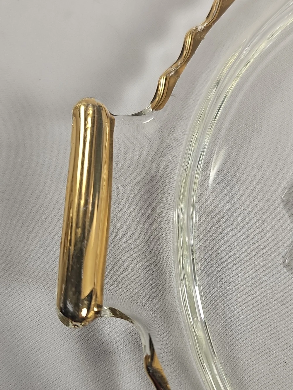 Jeannette Glass elegant vintage